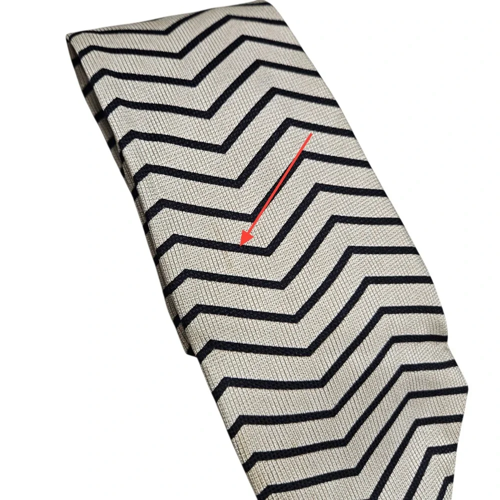 Echo Necktie Black & Beige Chevron Zig Zag Pattern Silk‎ Modernist Career